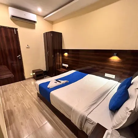 Signature 3* Mumbai