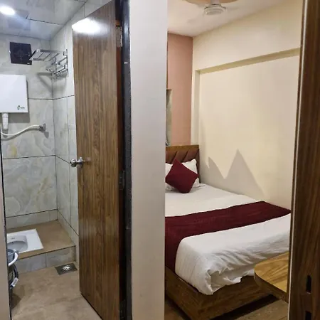 Al-hamd Hotel Mumbai
