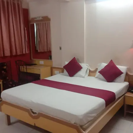 Saigal Hotel *