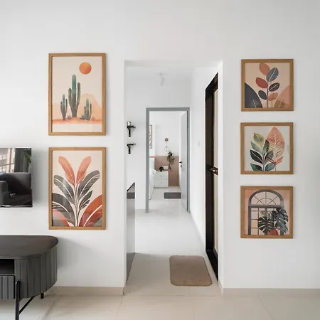 Evara 1bhk Khar W By The Company *