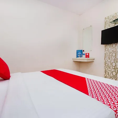 Hotel O Blue Pearl Residency Near Chhatrapati Shivaji International Airport 3*