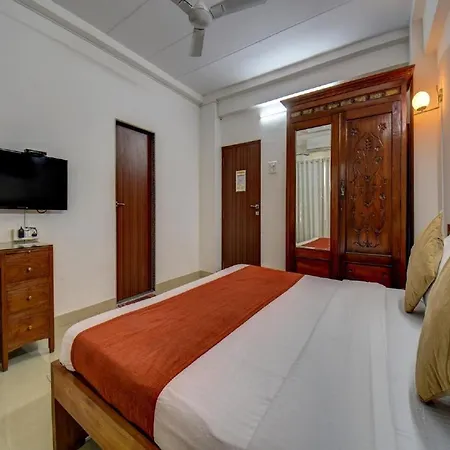 Bkc Corporate Community Living With A Bedroom And Free Breakfast Homestay *