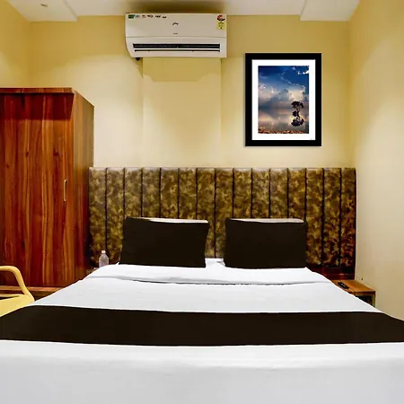 Hotel O Shubham & Boarding Shahad Railway Station 3*