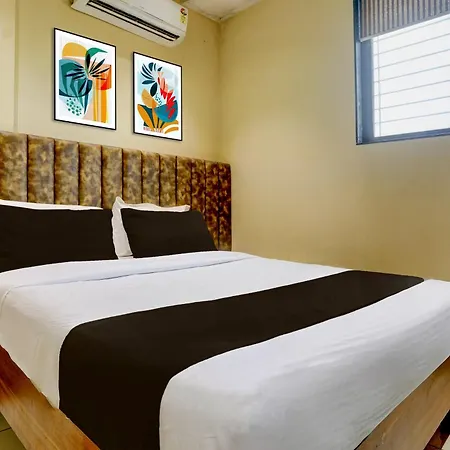Hotel O Shubham & Boarding Shahad Railway Station 3*