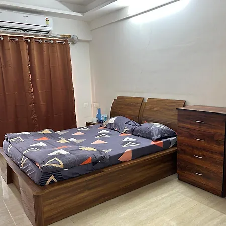 Homestay Comfy With A Great View Near Oberoi Mall