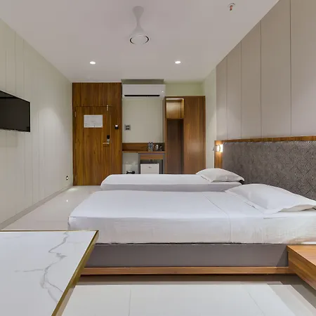 Hotel Airlink 3*