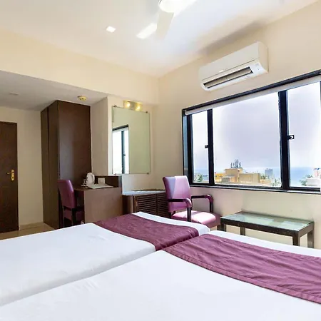 Sukh Hotel 3*