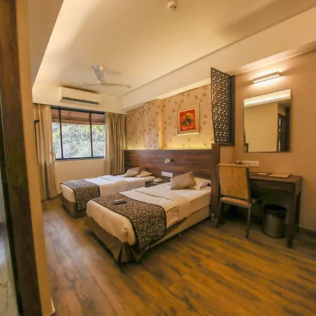 Maharana Chembur Hotel
