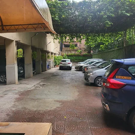 Maharana Chembur 2*