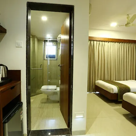 The Altruist Andheri 3*
