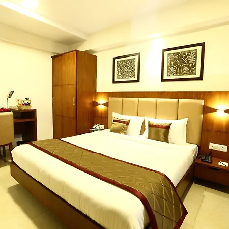 The Altruist Andheri 3*