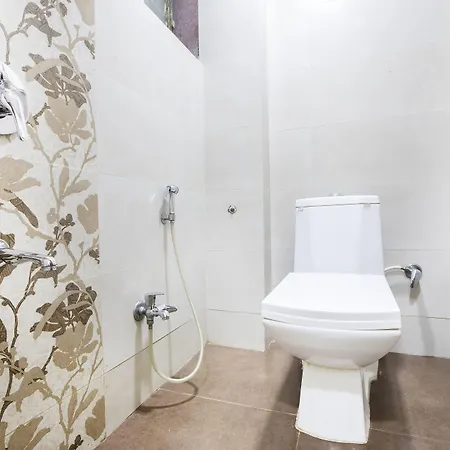Hotel Oyo 23656 Parimeet