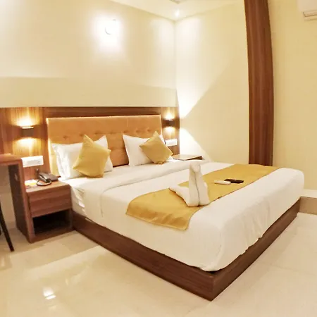 Sanjary Palace 3*