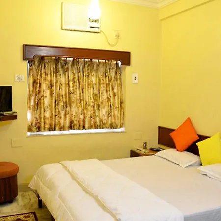 Hotel Mogul Palace - Near Masjid Bunder 3*