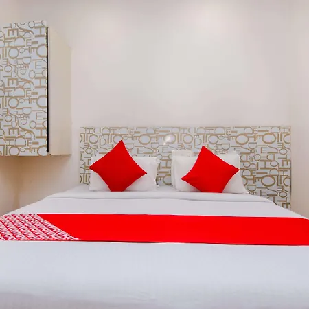 O Blue Pearl Residency Near Chhatrapati Shivaji International Airport