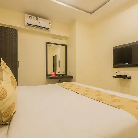 Hotel Super O Palace Near Don Bosco 3*