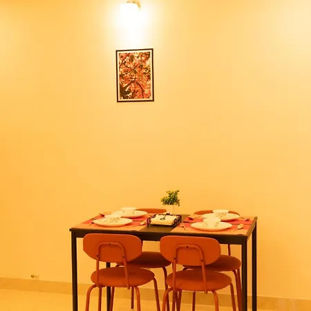 Peaceful, Spacious 2bhk With Balcony & Skylineview * Mumbai