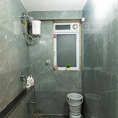 Peaceful, Spacious 2bhk With Balcony & Skylineview Mumbai
