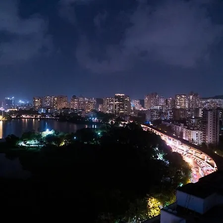 Peaceful, Spacious 2bhk With Balcony & Skylineview * Mumbai