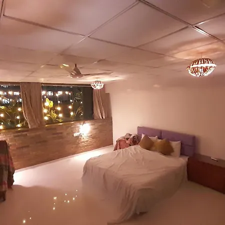 Agrawal Bhavan Budget Only For Indians Bed & Breakfast *