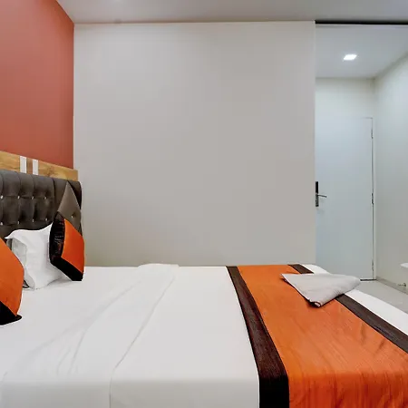 Fabhotel Veera Residency - Nr Airport Hotel
