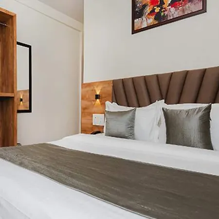 Hotel Airport Palace Mumbai
