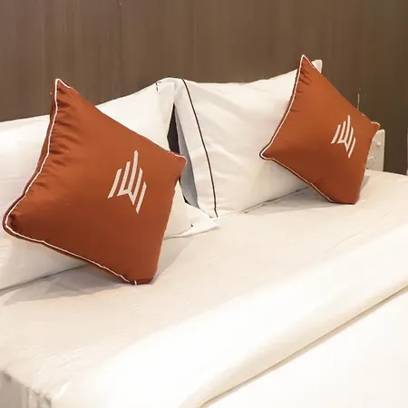Casa Glitz Hotels-nesco Exhibition Centre Mumbai