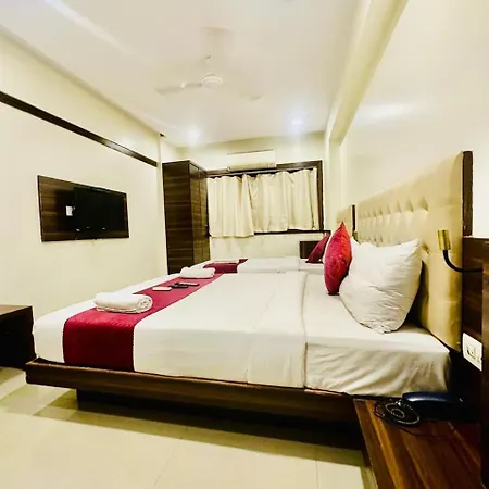 Hotel International