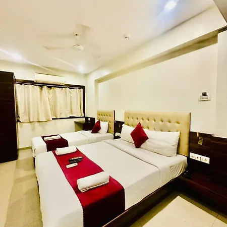 International Hotel 3*