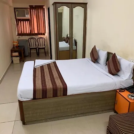 Lucky Serviced -near Bkc Apartment *