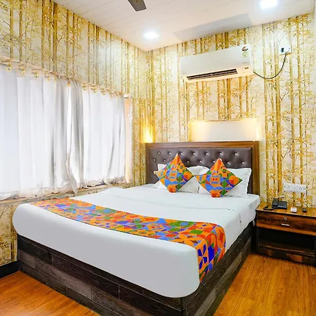Via The Sunset Avenue Hotel 3*