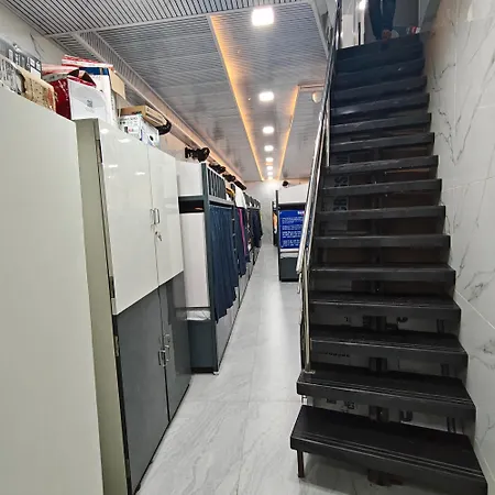 Basera And Separate For Group In Andheri East - Marol