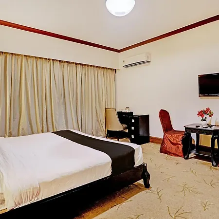 Townhouse Royal Palms - Lily Collection Mumbai
