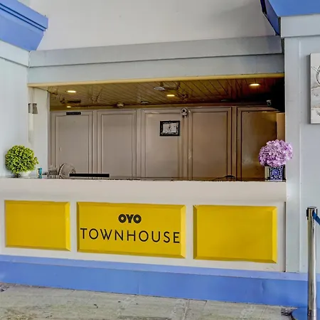 Townhouse Royal Palms - Lily Collection 4*