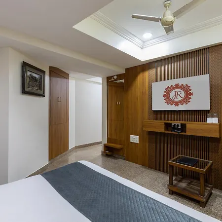Jk Regency, International Hotel
