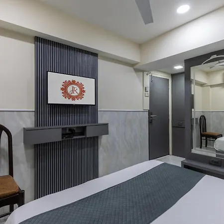 Jk Regency, International Hotel