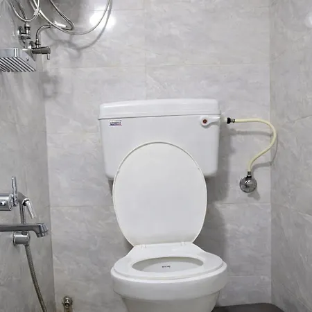 Hotel Relax Kurla