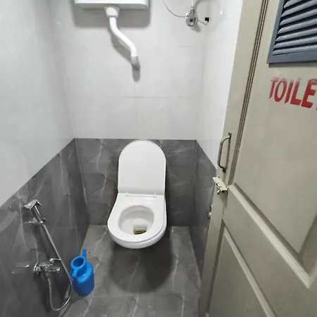 Basera And Separate For Group In Andheri East - Marol Hostel *