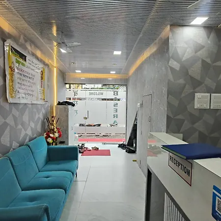 Basera And Separate For Group In Andheri East - Marol Mumbai