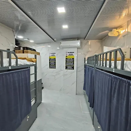 Basera And Separate For Group In Andheri East - Marol Hostel Mumbai