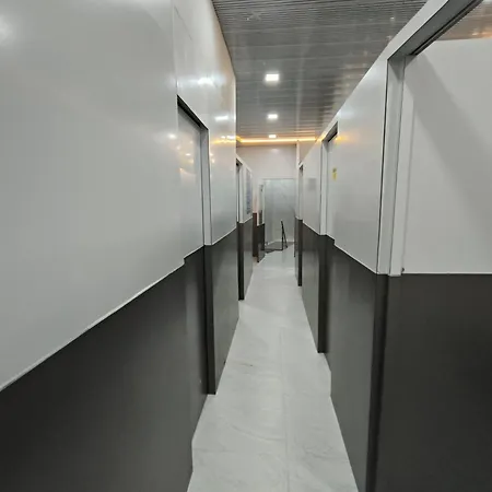 Hostel Basera And Separate For Group In Andheri East - Marol *