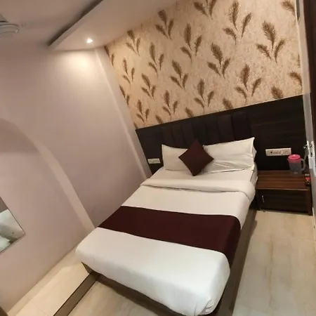 Hotel New Golden Mumbai