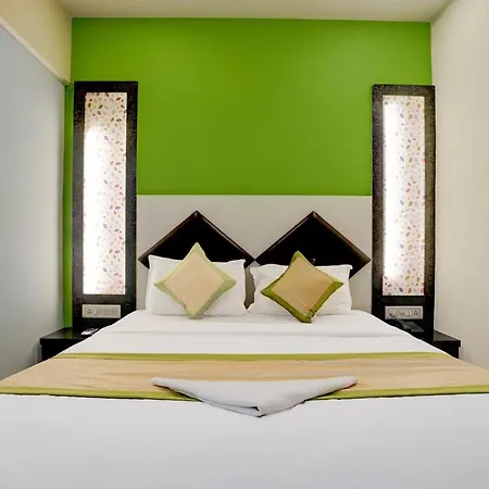 Glitz Veera -andheri Kurla Road Hotel