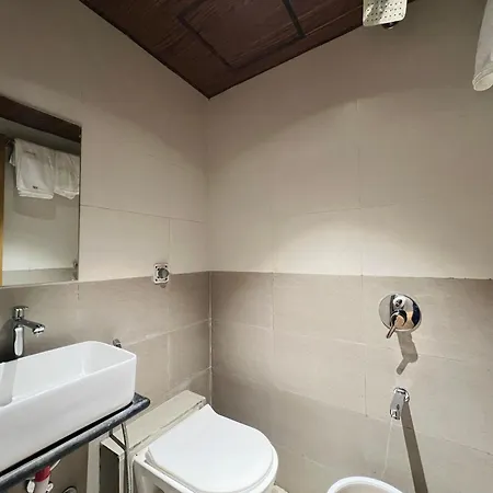 Imperial Suite-near Bkc 2* Mumbai