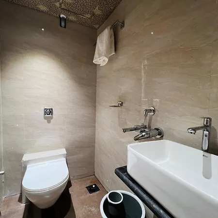 Imperial Suite-near Bkc