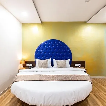 Bkc Anex Near Bandra Kurla Complex *