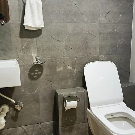 Bkc Anex Near Bandra Kurla Complex Hotel *