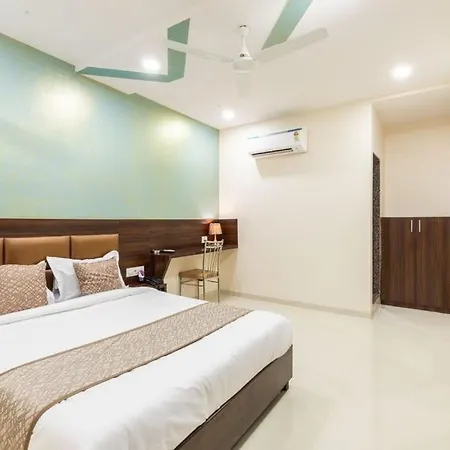 Bkc Anex Near Bandra Kurla Complex Hotel *