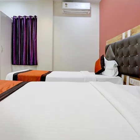 Hotel Glitz Veera -andheri Kurla Road