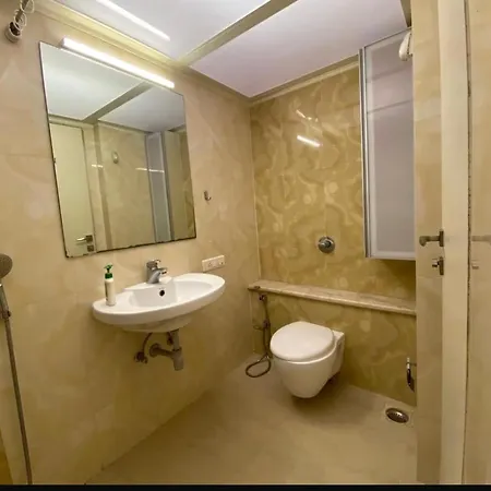 Bandra 4bhk Near Carter Road And Pali Hill Mumbai
